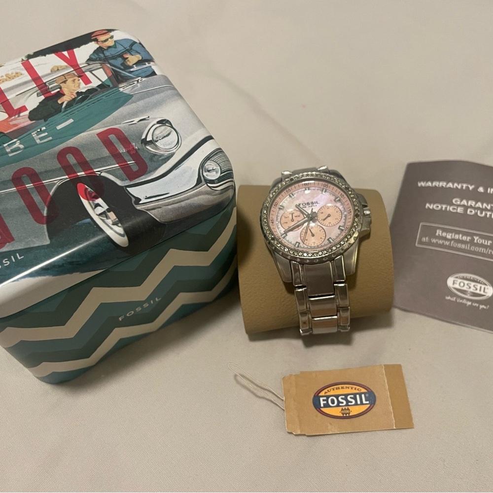 Fossil Women's Silver Watch with Pink Dial and Crystal Accents - Picture 7 of 7